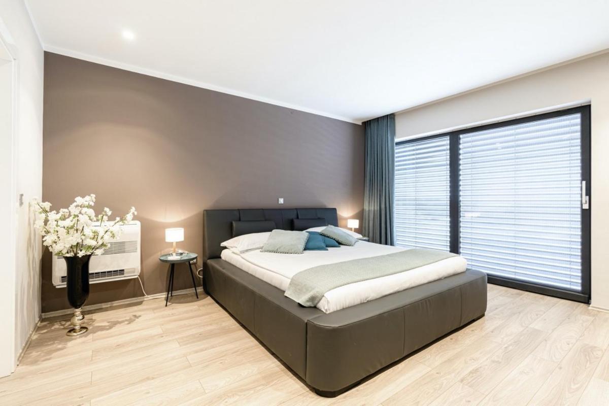 Villa Pedena In Sveta Katarina - Haus Fuer 8-10 Personen Benazici ภายนอก รูปภาพ