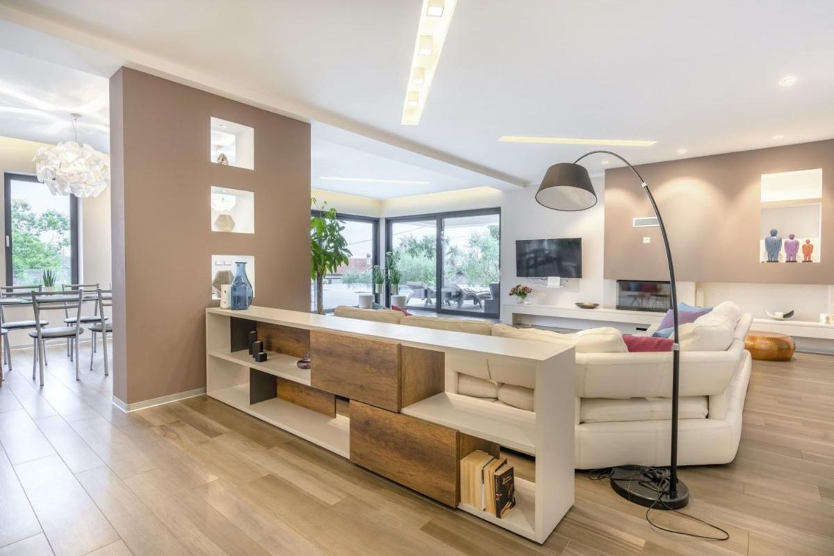 Villa Pedena In Sveta Katarina - Haus Fuer 8-10 Personen Benazici ภายนอก รูปภาพ
